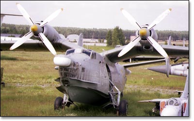 Противолодочный самолёт-амфибия Бе-12
